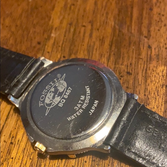 Watch - Picture 3 of 6